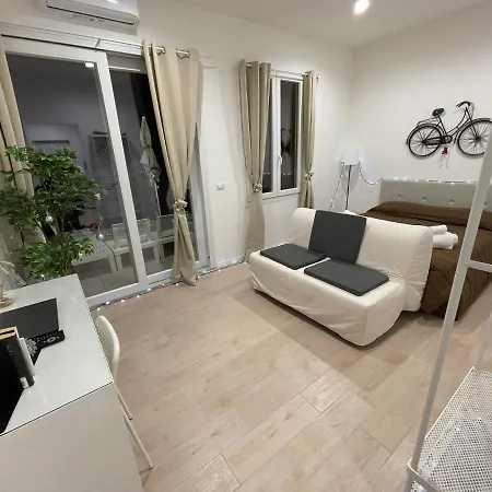 Attico Al Vomero * נאפולי