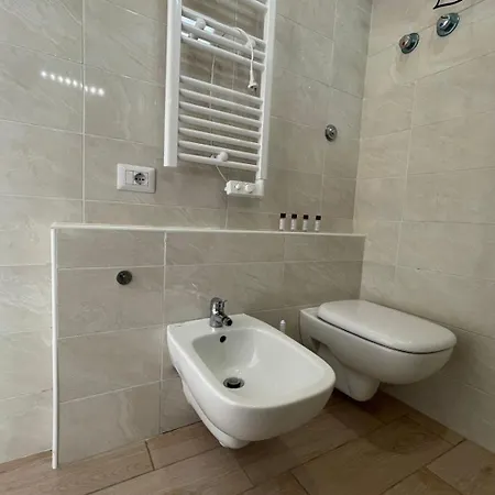 Attico Al Vomero נאפולי