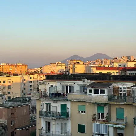 דירה Attico Al Vomero נאפולי
