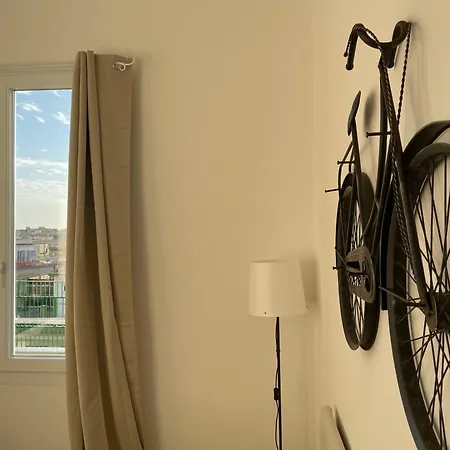 Attico Al Vomero נאפולי